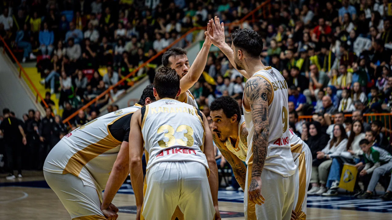 Konya Büyükşehir'de 4 imza birden