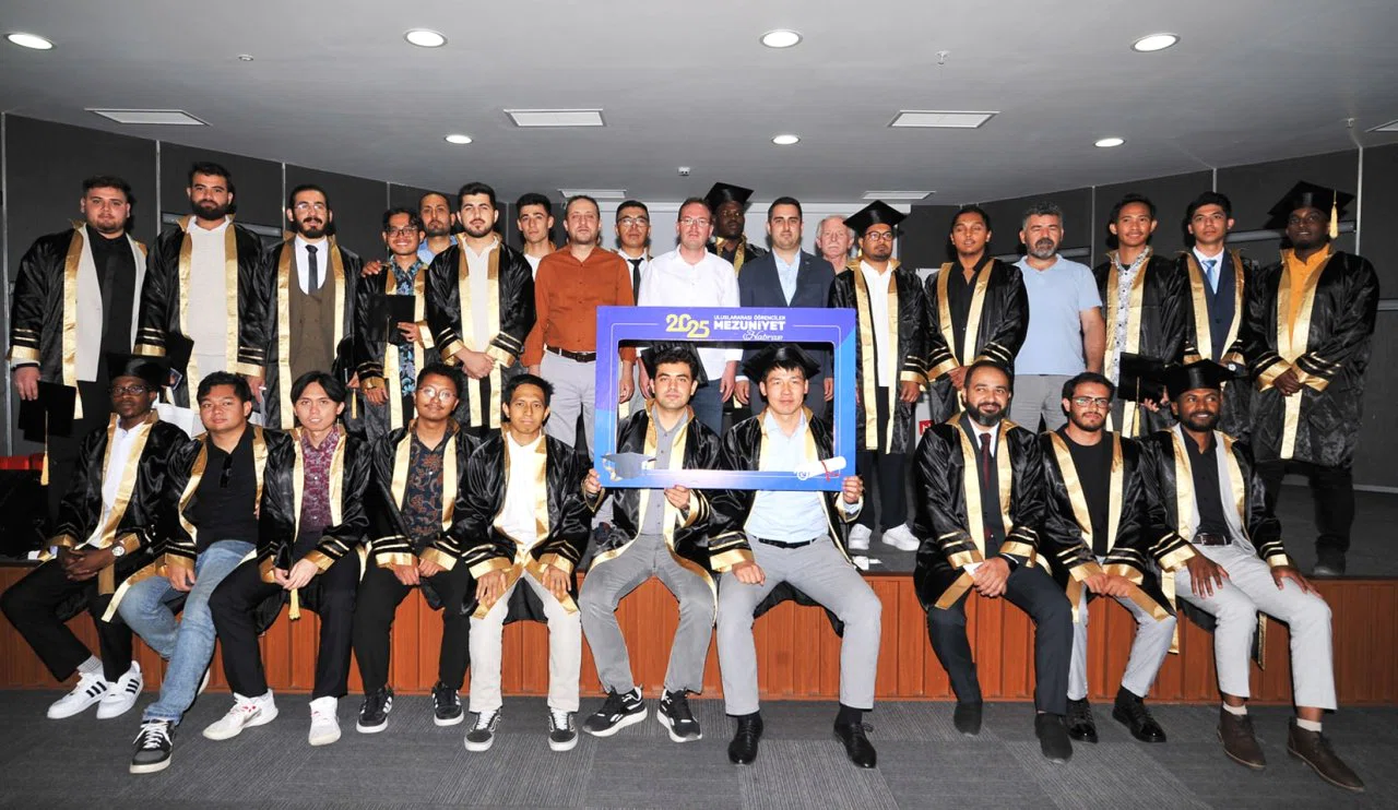 Konya’da Uluslararası Öğrenciler Mezuniyet Töreninde Buluştu