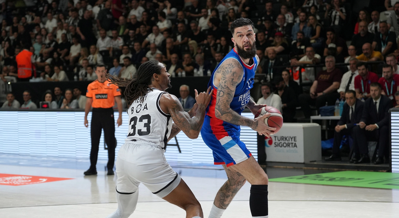 Basketbolda finalin adı belli oldu