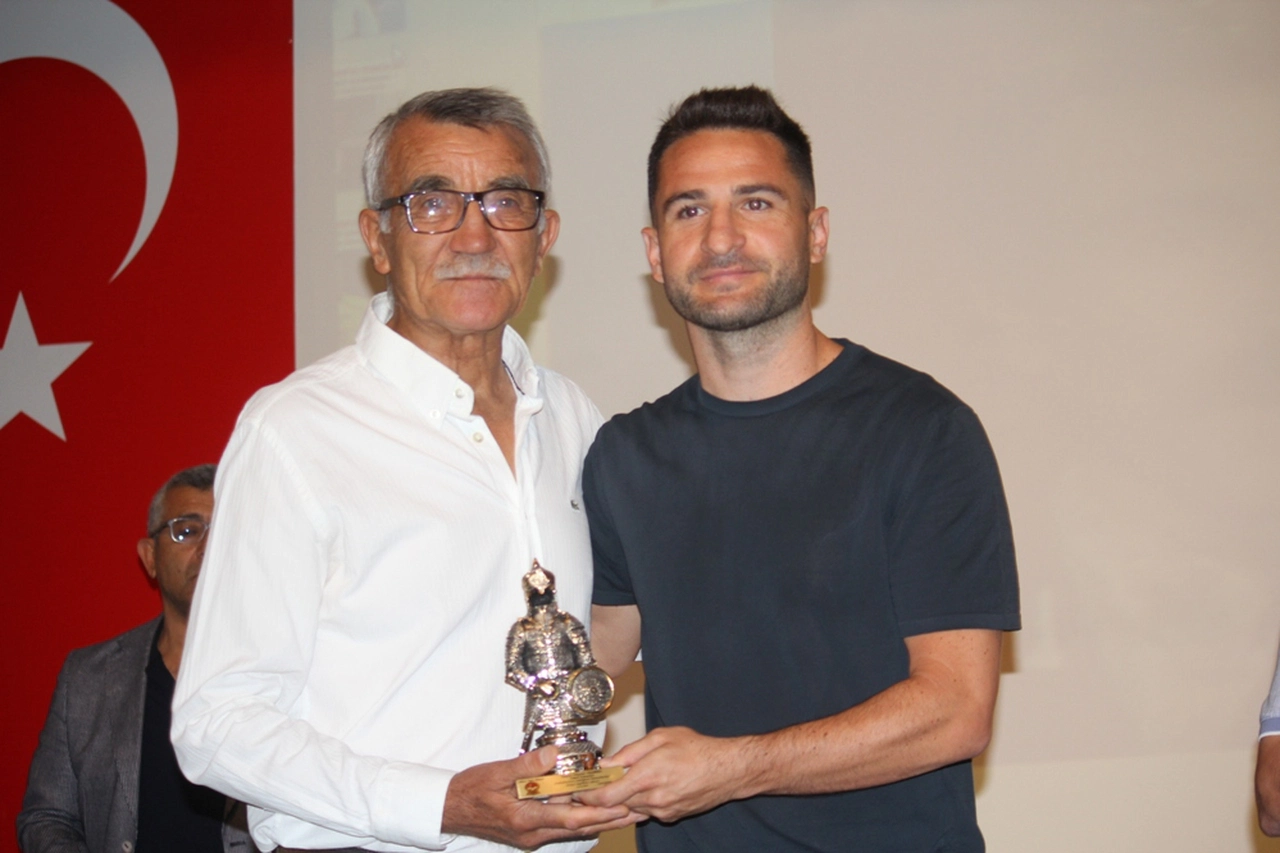 Konyalı futbolcunun film gibi futbola başlama hikayesi