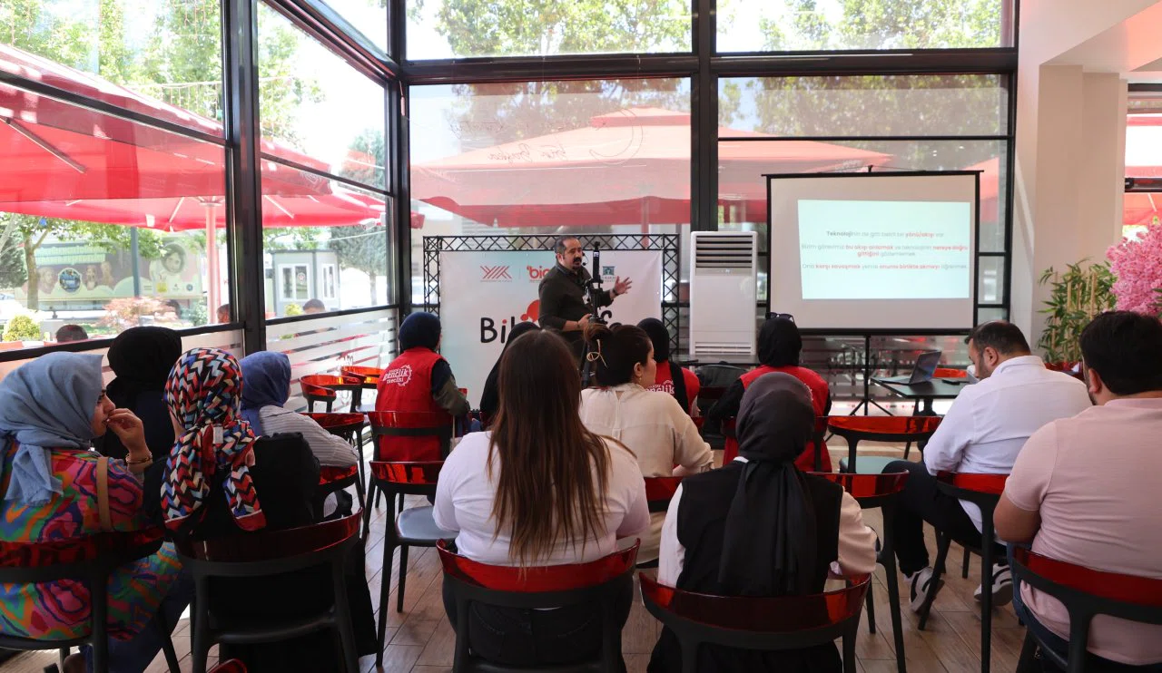 KTO Karatay’da Yapay Zekâ Söyleşisi: Geleceğin Teknolojisi Masaya Yatırıldı