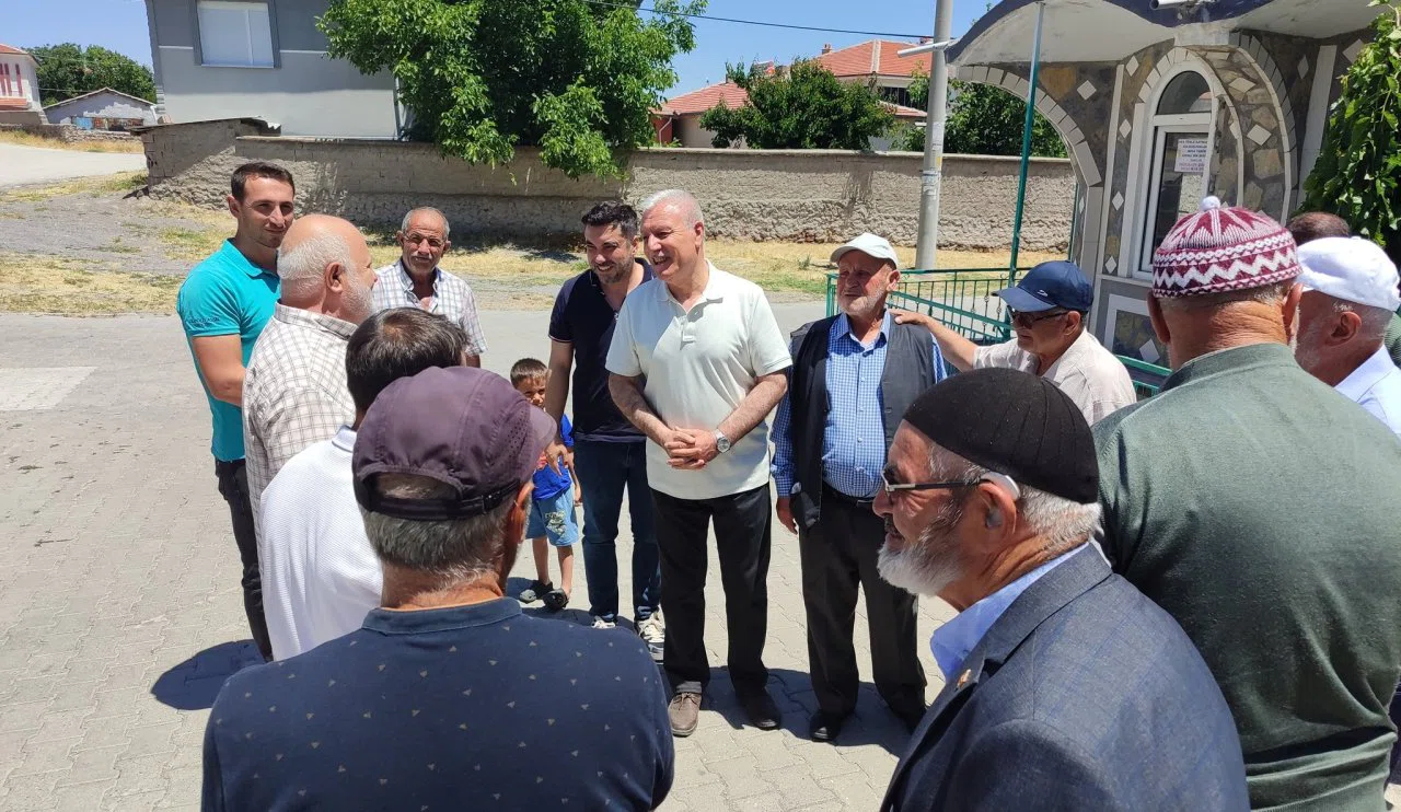 Kulu’da Mahalle Ziyareti: Başkan Vatandaşların Taleplerini Dinledi