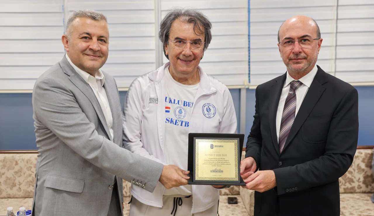 Selçuklu’da önemli ayrılık