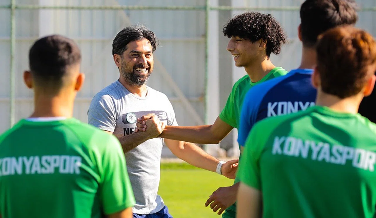 Konyaspor’da fesihler devam ediyor