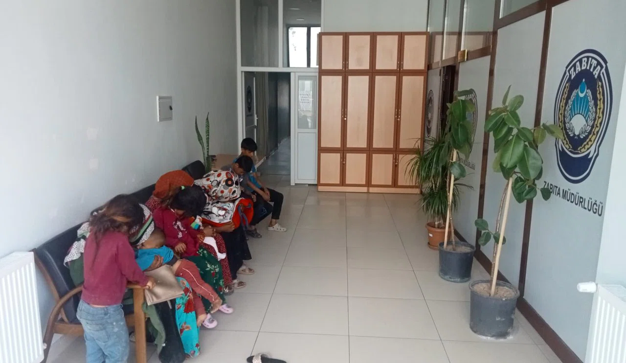 Konya'da dilencilere geçit yok! Belediyeden vatandaşlara uyarı