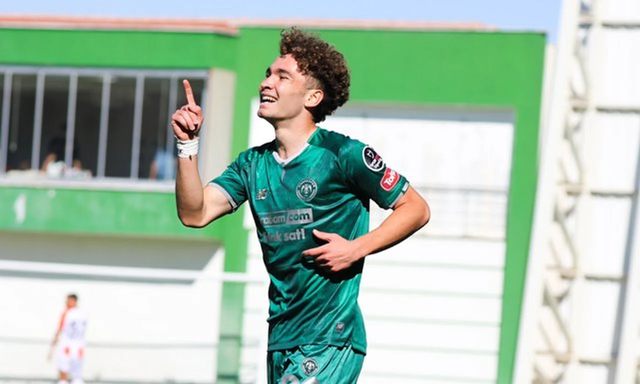 Konyaspor'da Ahmet Karademir, 1. Lig ekibi ile anlaştı