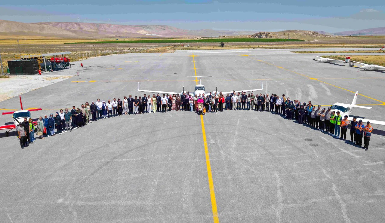 Gökyüzüne uzanan yolculukta ilk adım! KTO Karatay’da mezuniyet gururu