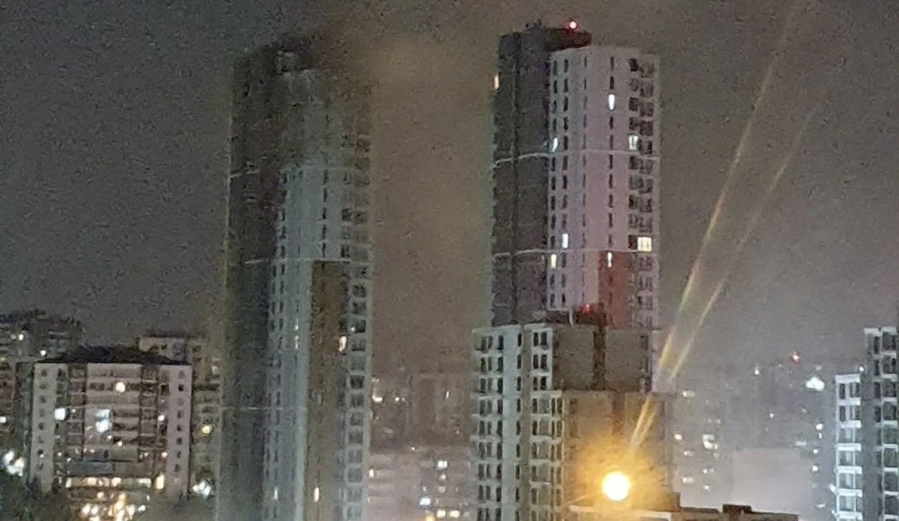 26 katlı binada çıkan yangında facia! 3 ölü, 27 yaralı