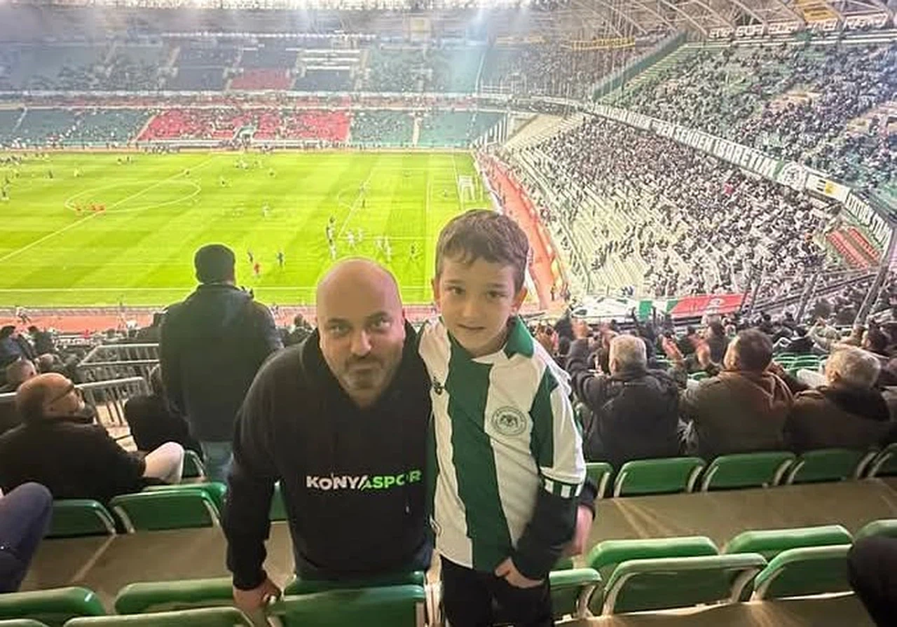 Konyaspor taraftarı, Ertan Sucu'ya ağlıyor