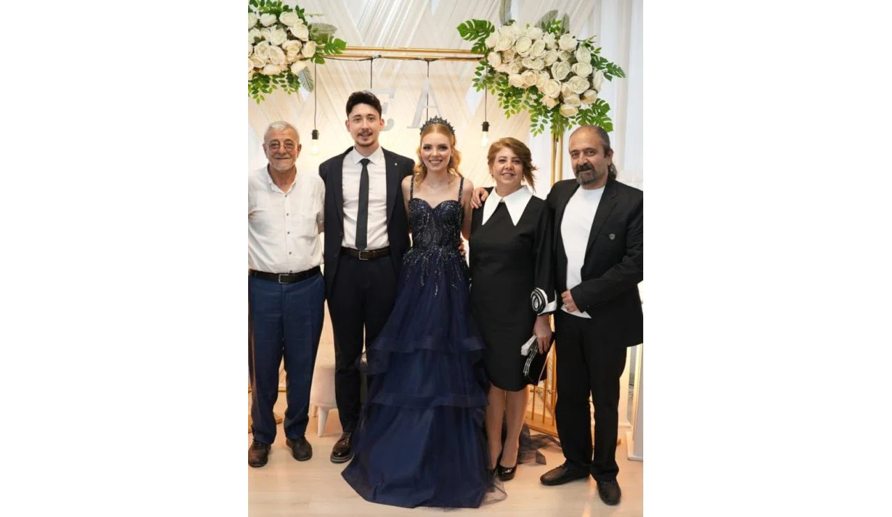 Konya'da Güzeloğlu ve Arslantaş aileleri nişan töreninde buluştu