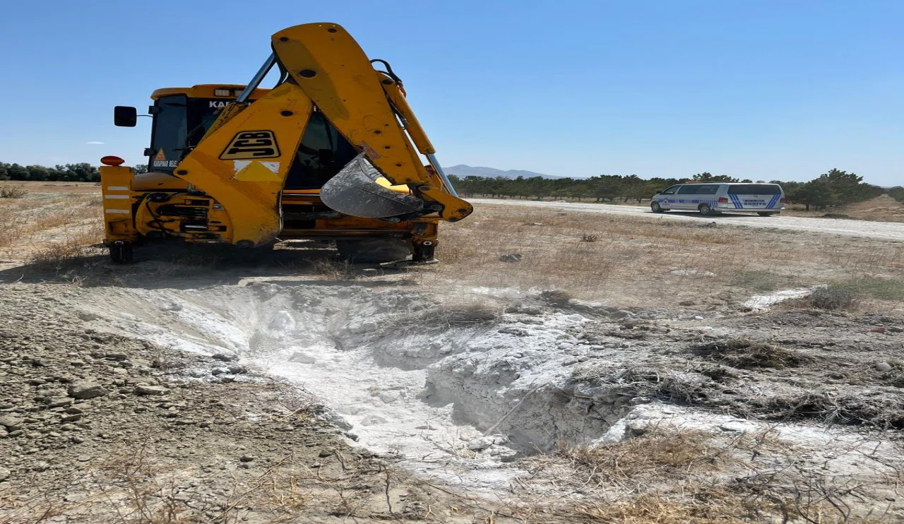 Konya'da vatandaş şikayet etti, belediye harekete geçti! Hayvanlar gömüldü