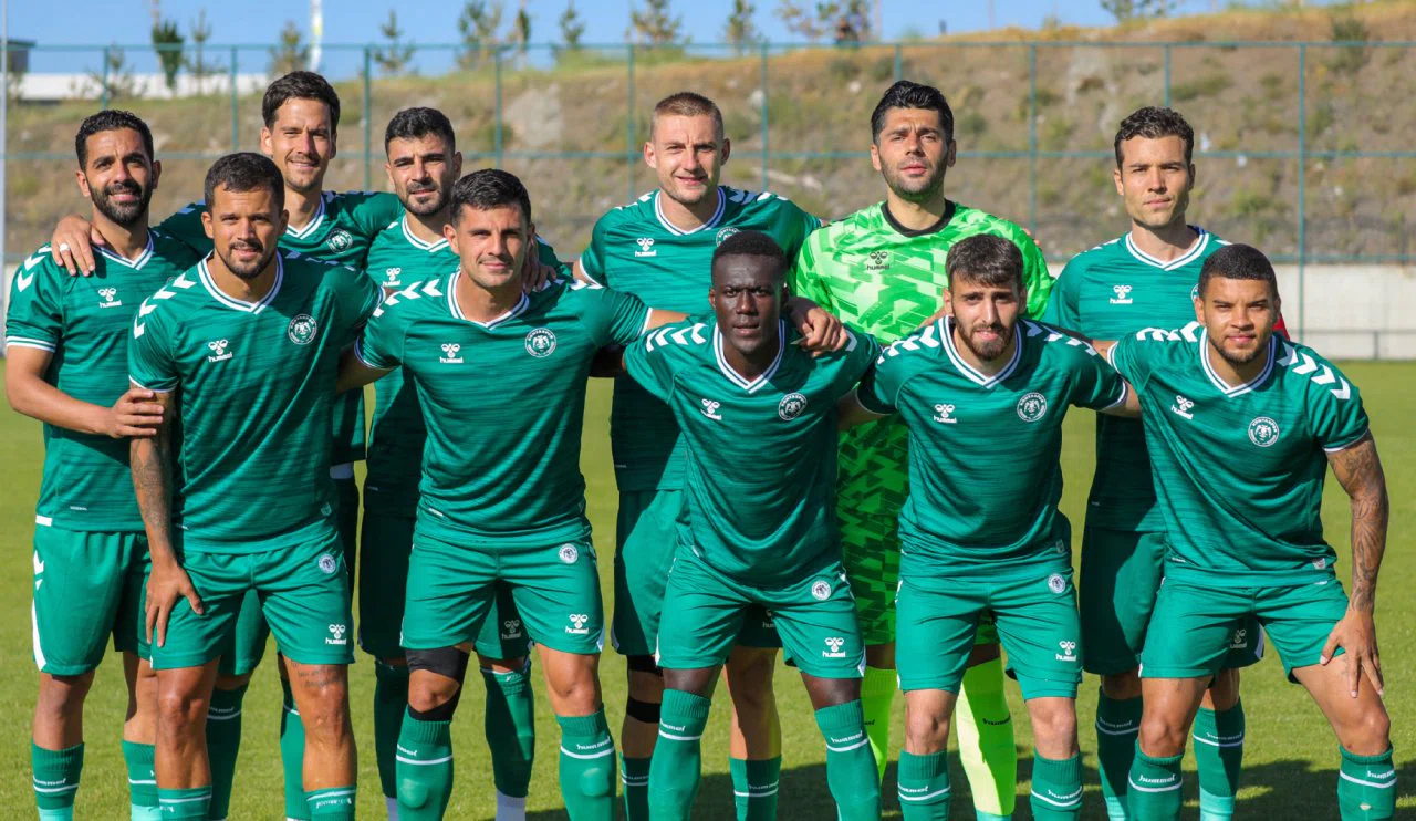 Konyaspor izne ayrıldı