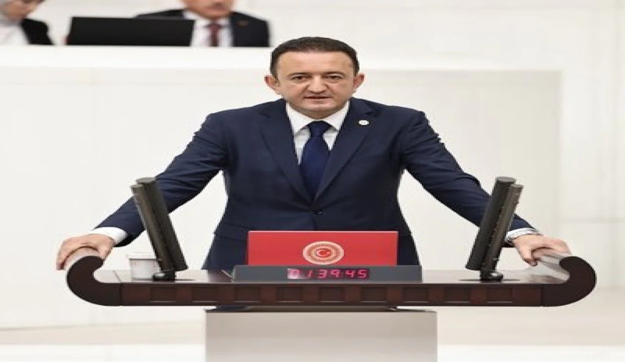 Barış Bektaş’tan Beyşehir Gölü Çağrısı:  “Bilim Temelli Eylem Planı Şart!