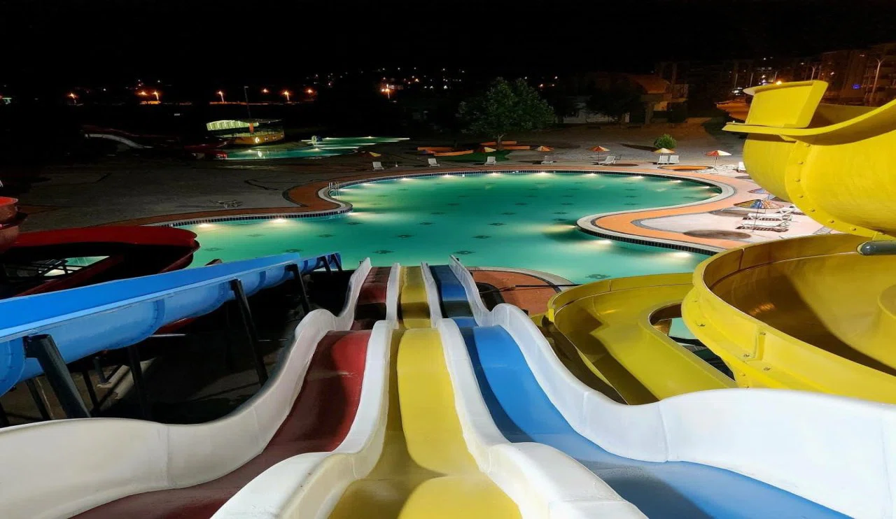 Akşehir Atapark'ta yaz coşkusu! Başkan Köksal'dan gençlere davet