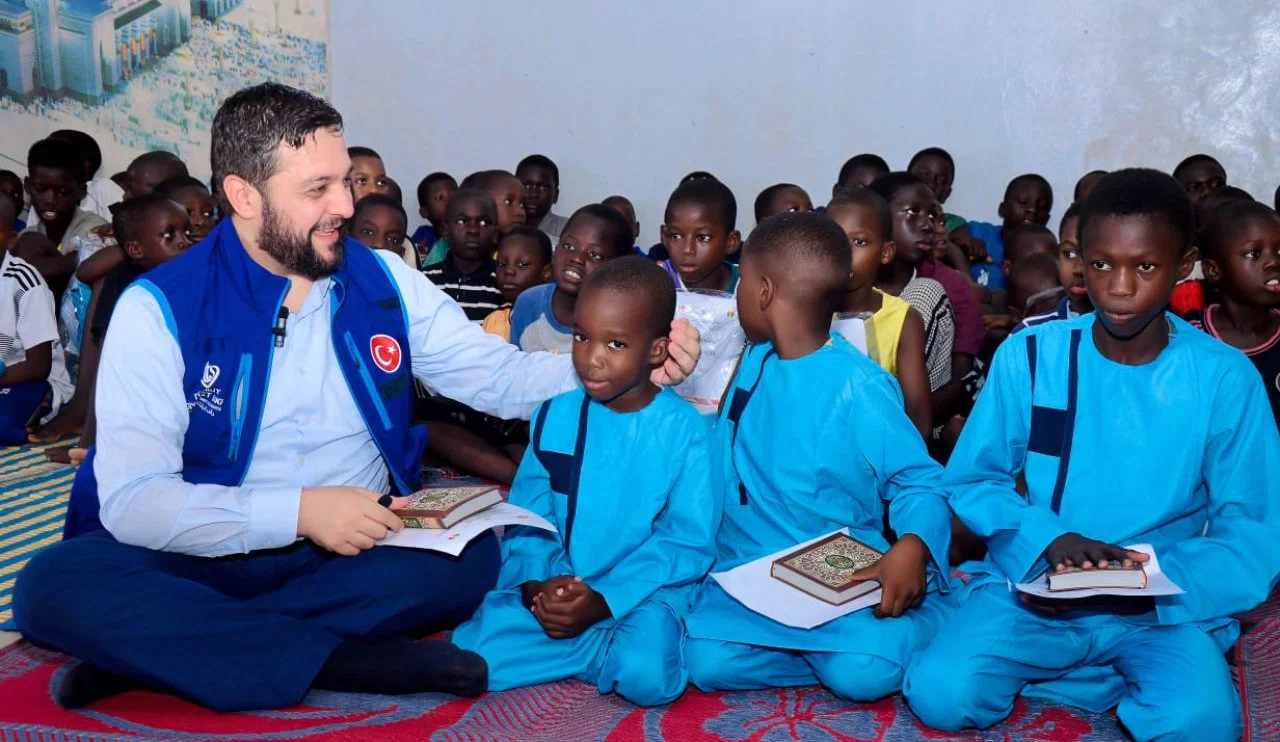 Konya’dan Senegal’e kardeşlik eli! 7 yaşındaki 'süper hafız' gönülleri fethetti