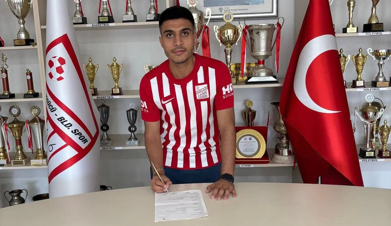 Konyalı futbolcu, 15 gün önce imza attığı kulüpten ayrıldı