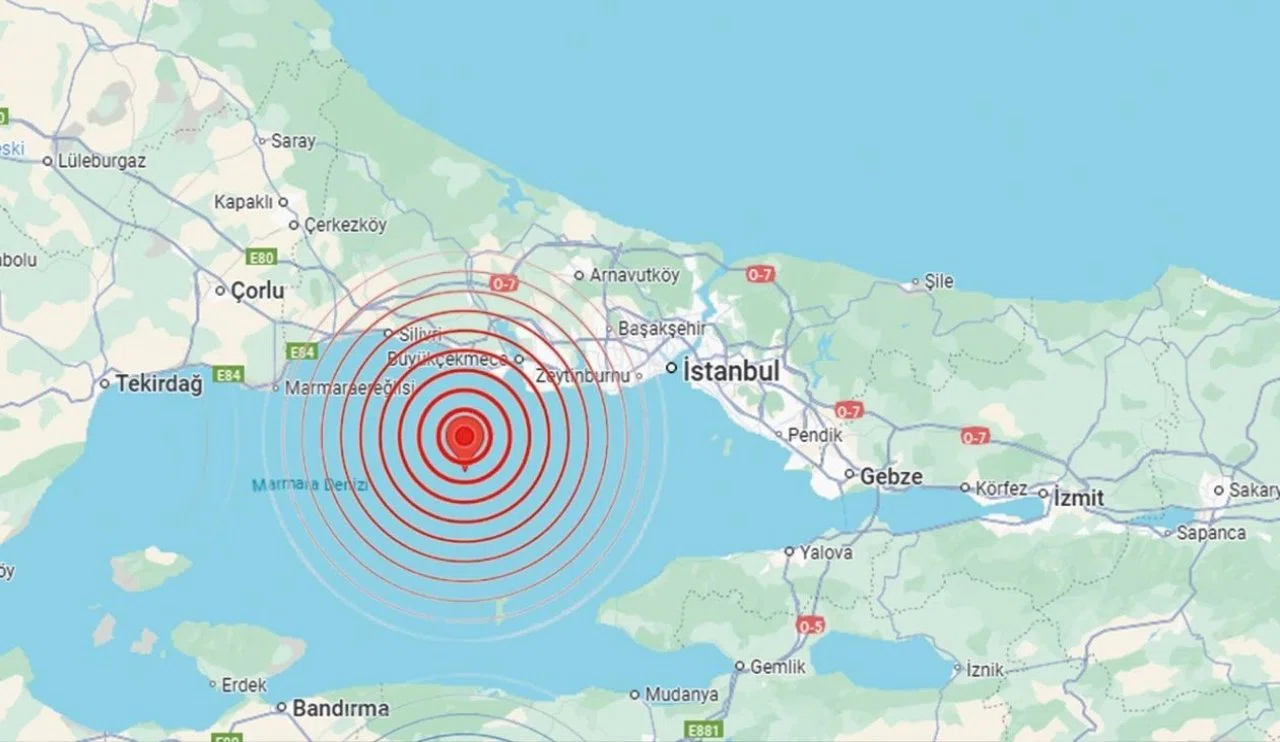 SON DAKİKA! İstanbul’da korkutan deprem