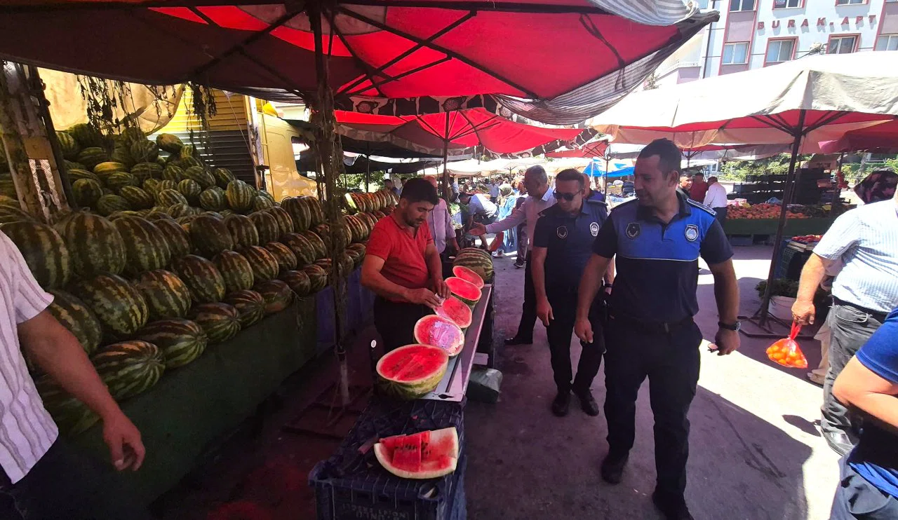 Konya Ereğli Belediyesi’nden pazar yerlerine sıkı takip