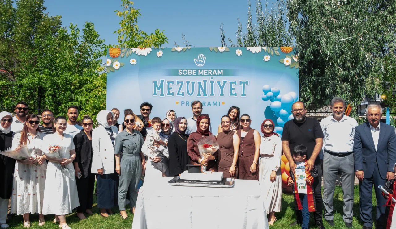 Otizmi aştılar! SOBE Meram’da mezuniyet gururu