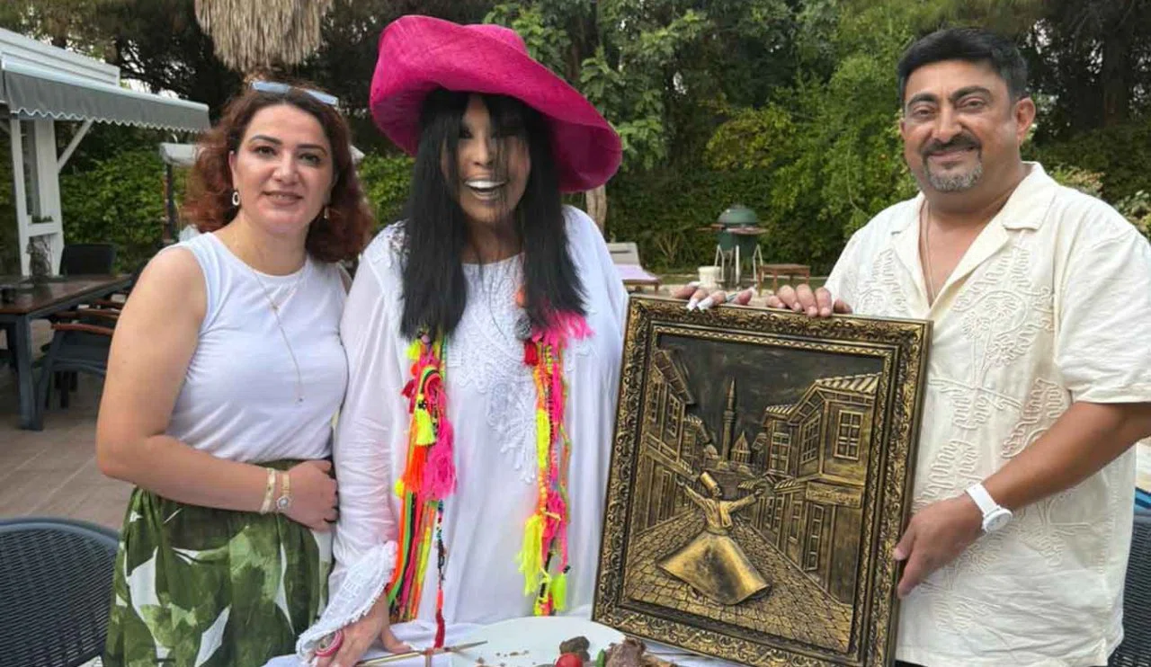 Bülent Ersoy'un lezzet tercihi Konya! Övgüler yağdırdı