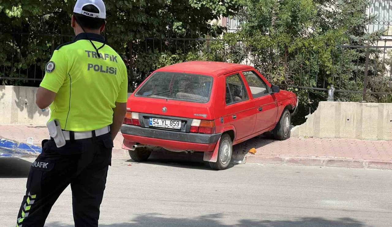 Konya’da trafikte dehşet! Polis memurunu ezdi, kan aktı