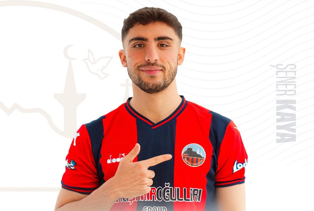 Konyaspor'un eski oyuncuları takım arkadaşı oldu