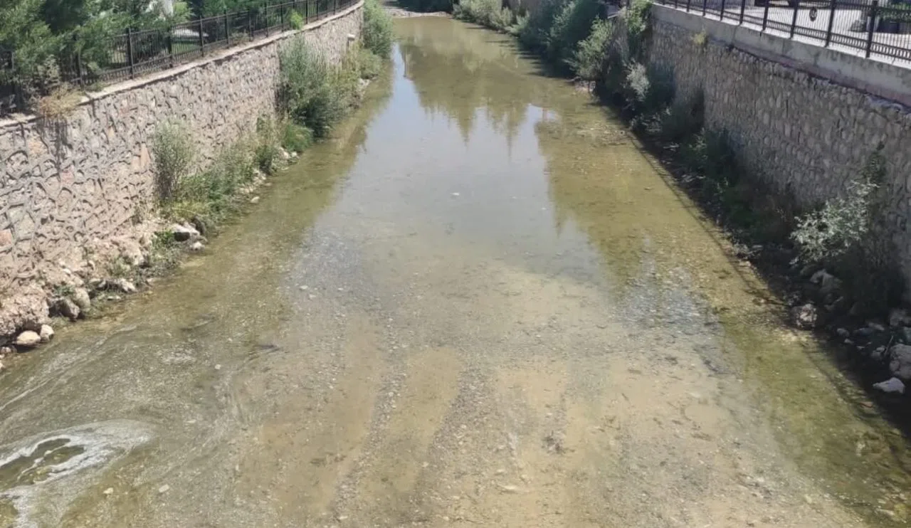 Konya’nın meşhur Çarşamba Çayı kurudu! Korkutan manzara
