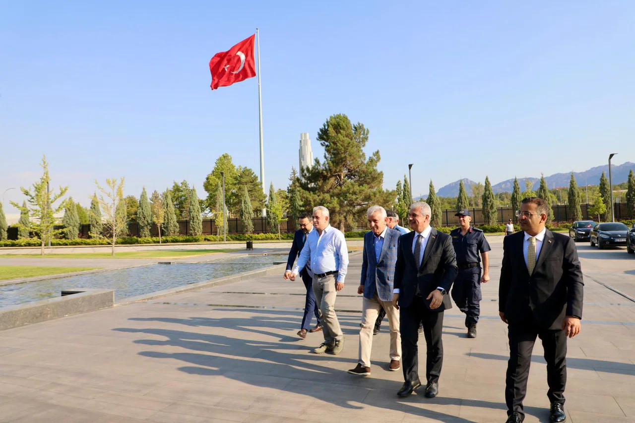 Vali Akın, Konya’nın dev firmasında
