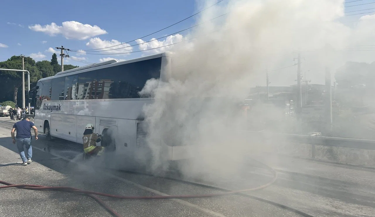 Konya istikametine sefer yapan otobüs yandı!