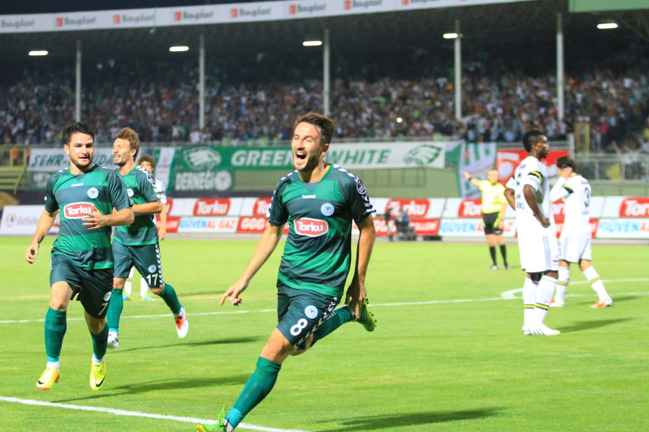 Maça sayılı saatler kala Vali Akın’ndan Konyaspor açıklaması