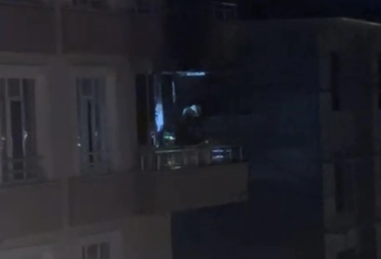 Konya’da Kosova Mahallesi’nde gece yarısı korkutan yangın