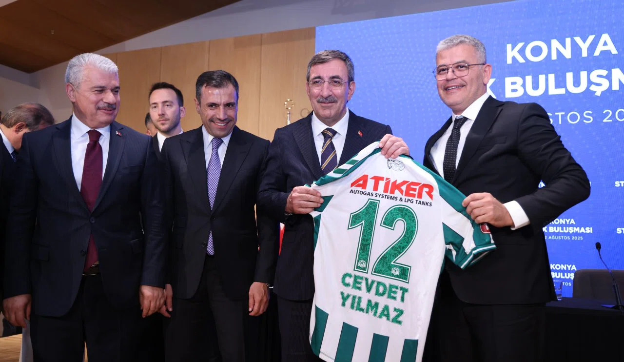 Konyaspor’da Başkan Atiker, Cevdet Yılmaz ile görüştü