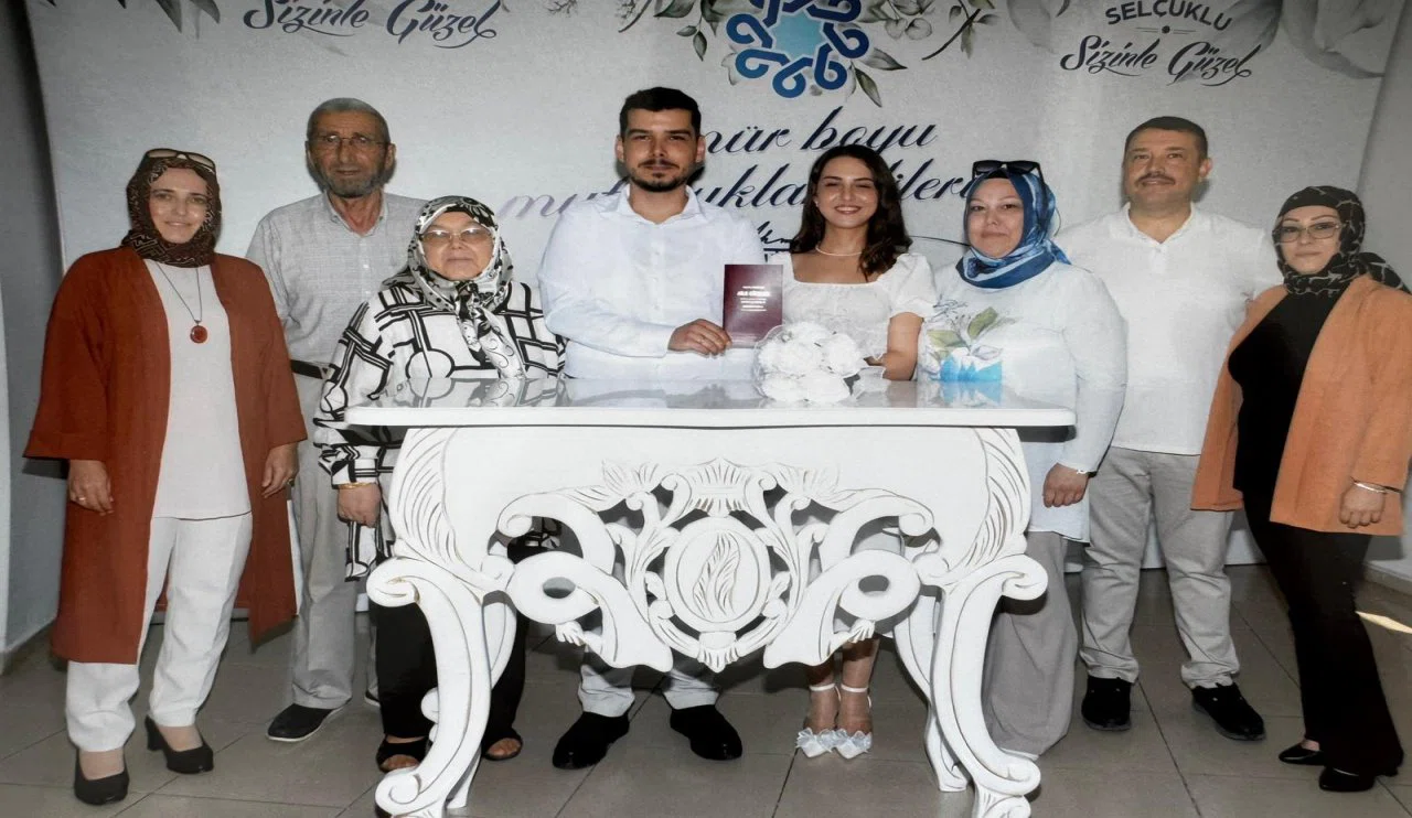 Gupse ile Bünyamin dünyaevine girdi