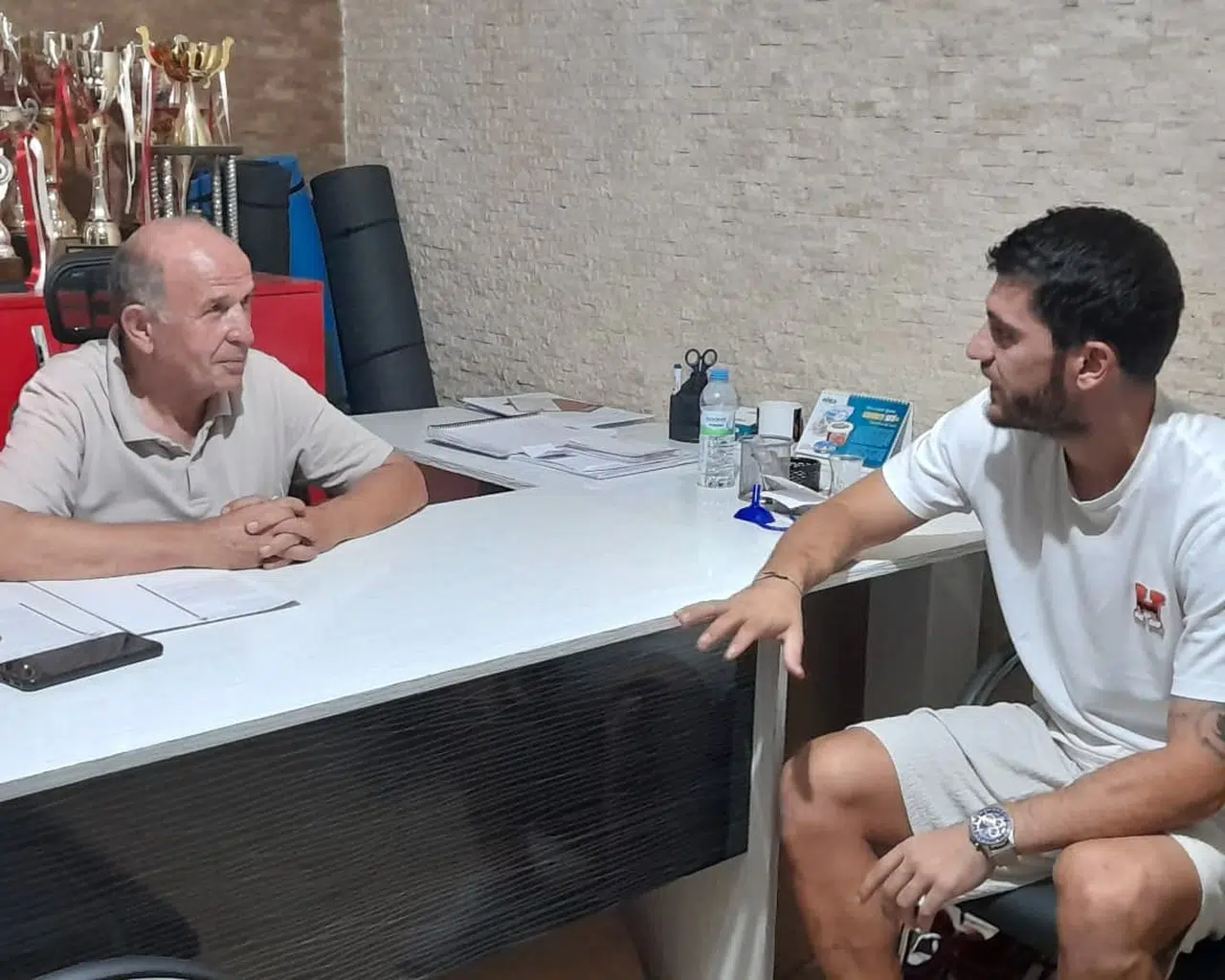 Konyaspor'un eski stoperi Konya'ya döndü! Sürpriz transfer