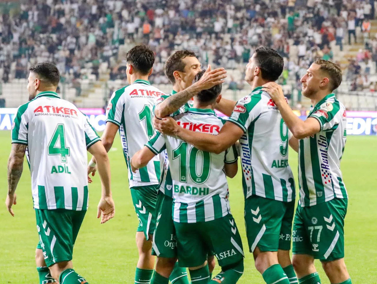 Lider Konyaspor havaya girmiyor! Avrupa için konuşmak erken