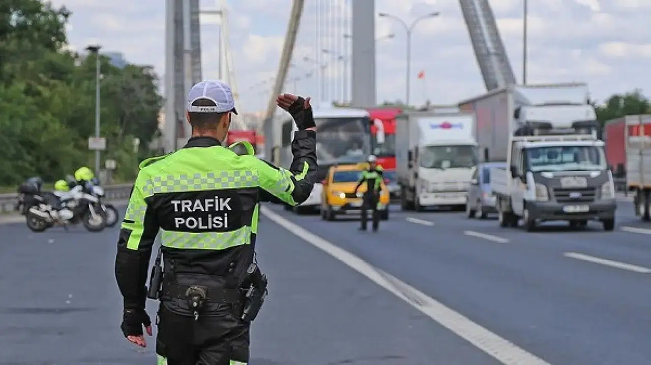 Sürücüler Dikkat!  29 Ekim’de İstanbul’da Hangi Yol Kapalı, Hangi Cadde Açık? İşte Tam Liste!
