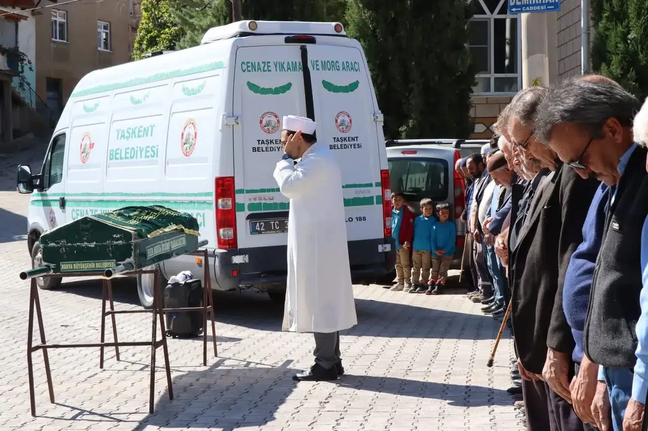 Konya’daki feci kazada hayatını kaybeden imama acı veda