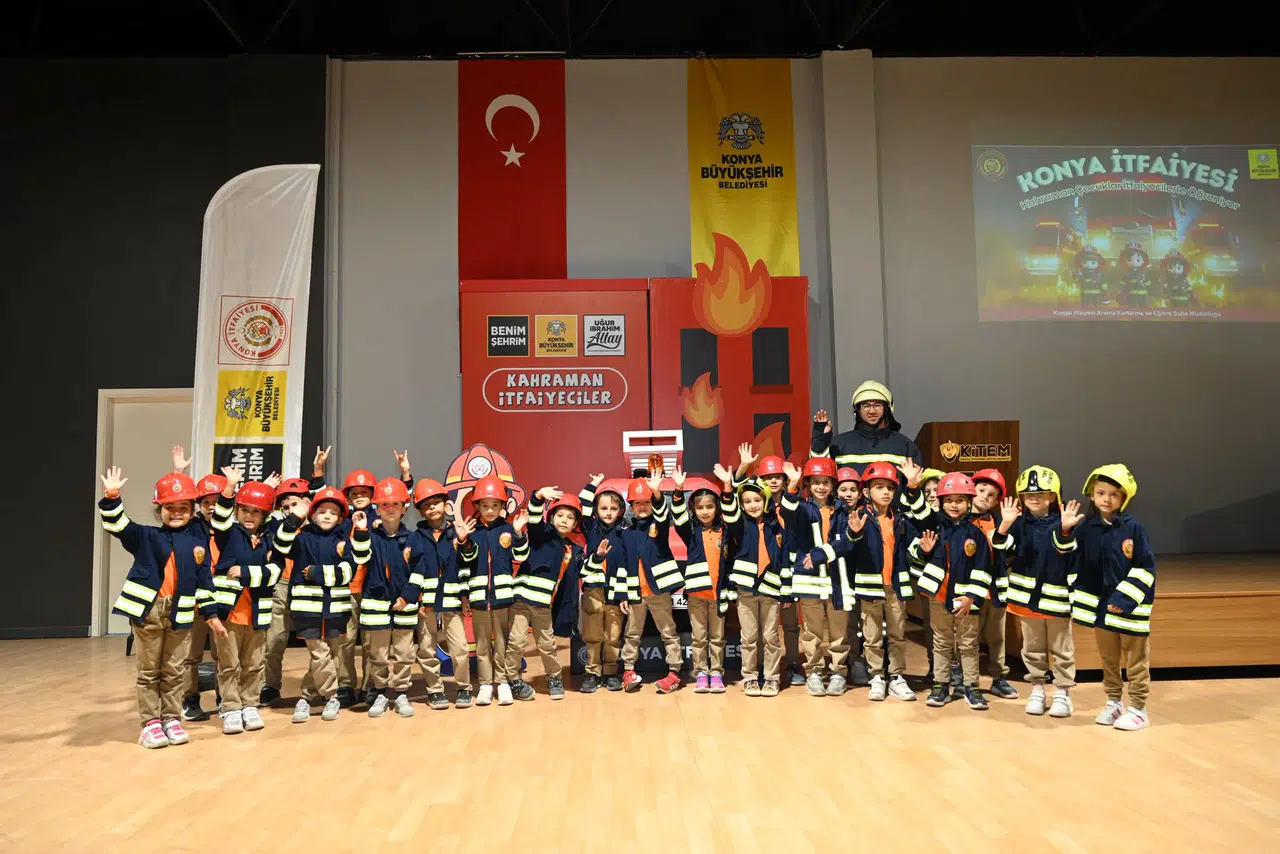 Öğrenciler, yangına karşı ilk derslerini Konya’da aldılar!