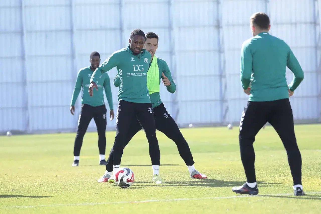 Konyaspor, gözünü Samsunspor maçına çevirdi