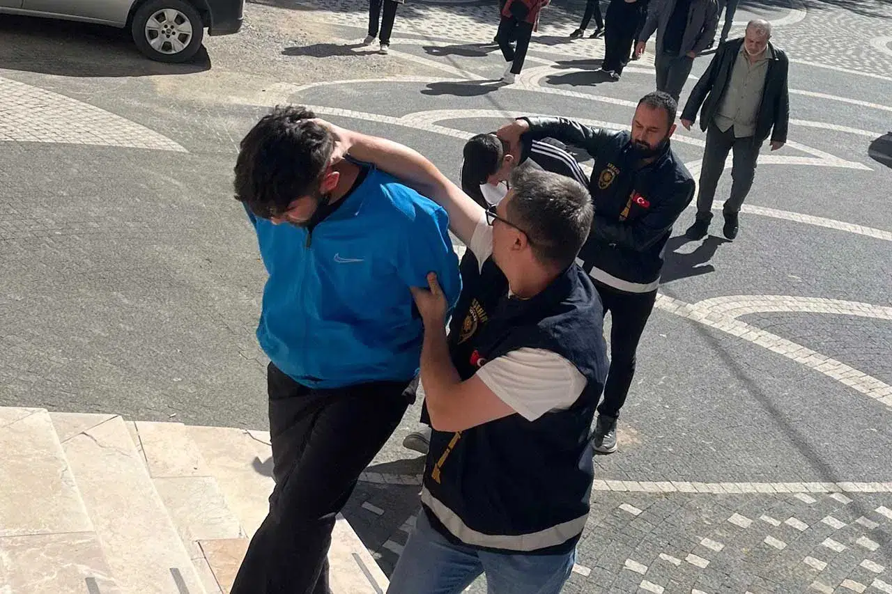 Konya'da uyuşturucu operasyonu! Zehir tacirleri tutuklandı