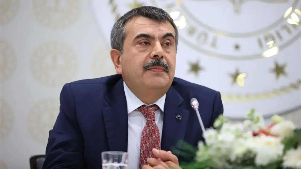 Sınav Sistemi Yeniden Yazılıyor! MEB’den Yapay Zeka Destekli Değişim