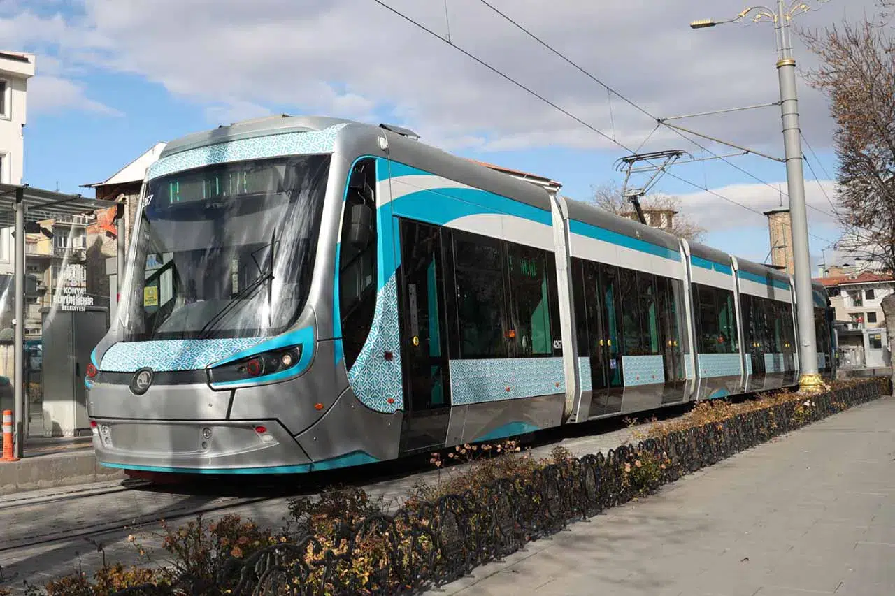 Konya'da tramvay kullananlar dikkat! Büyükşehir'den tramvay seferlerine dair açıklama