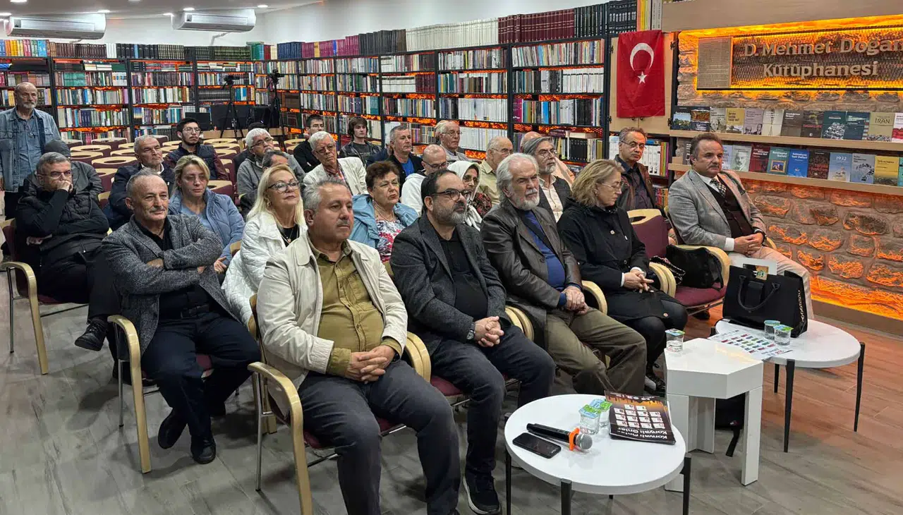 Konya’da kültürün öncüsü Feyzi Halıcı vefat yıl dönümünde anıldı
