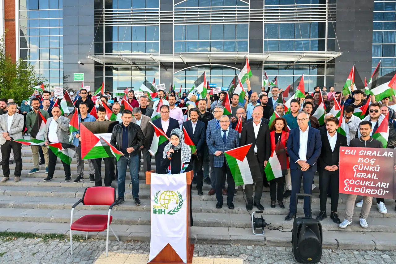 KMÜ'den Sumud Filosuna destek