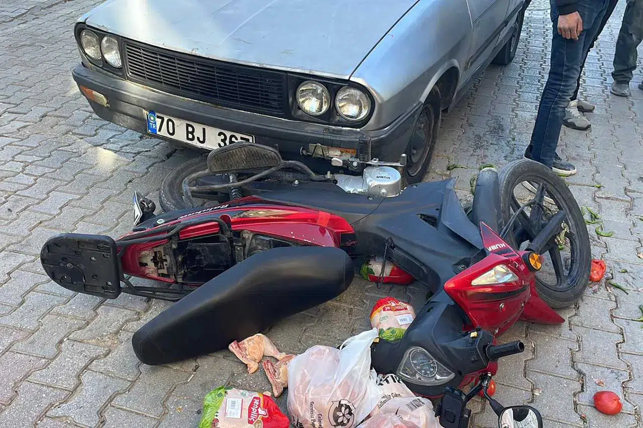 Otomobil ile motosiklet sürücüsü çarpıştı! 1 yaralı
