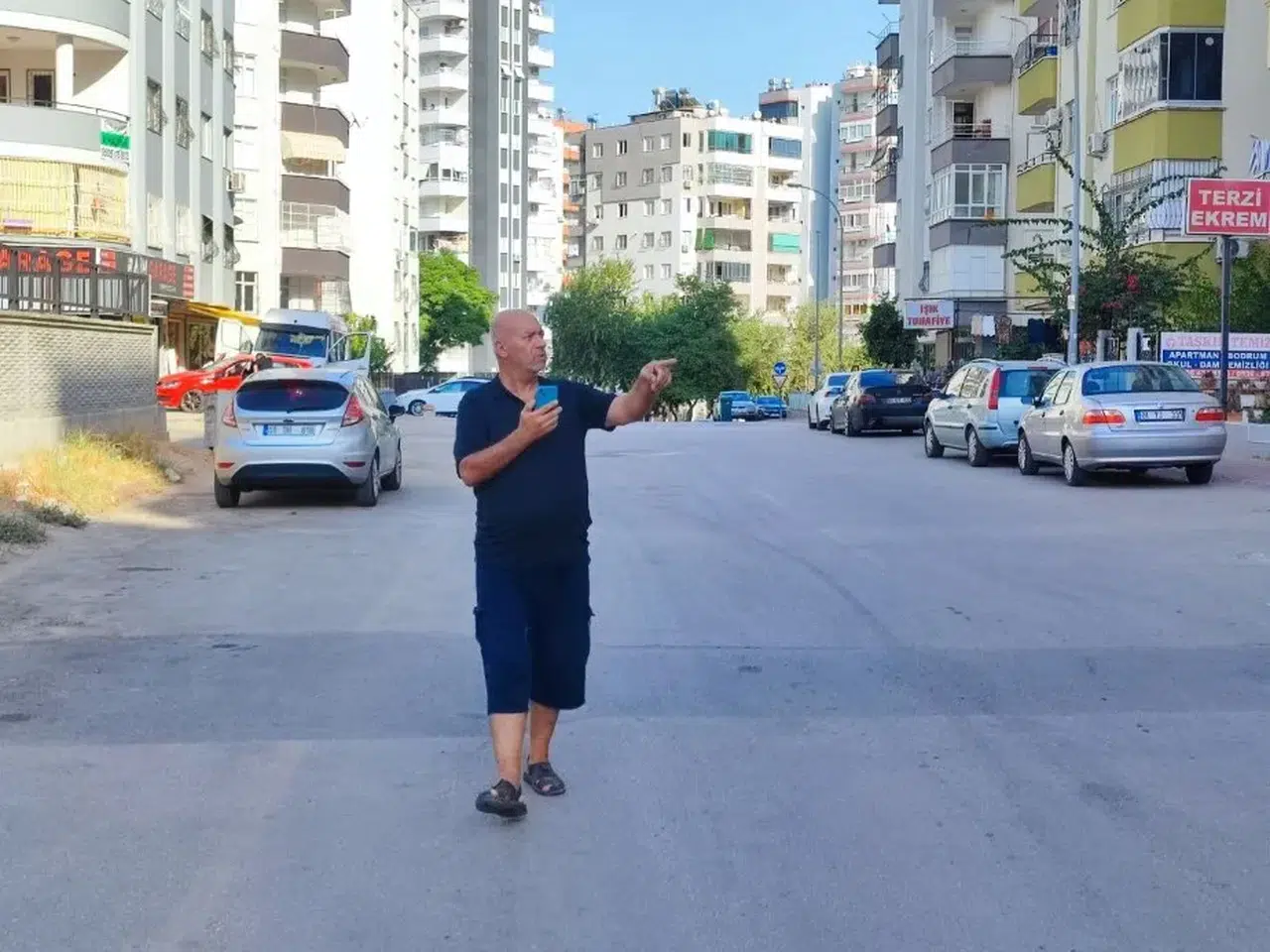 Dedektif gibi iz sürdü, çalınan telefonunun yerini 15 ay sonra buldu