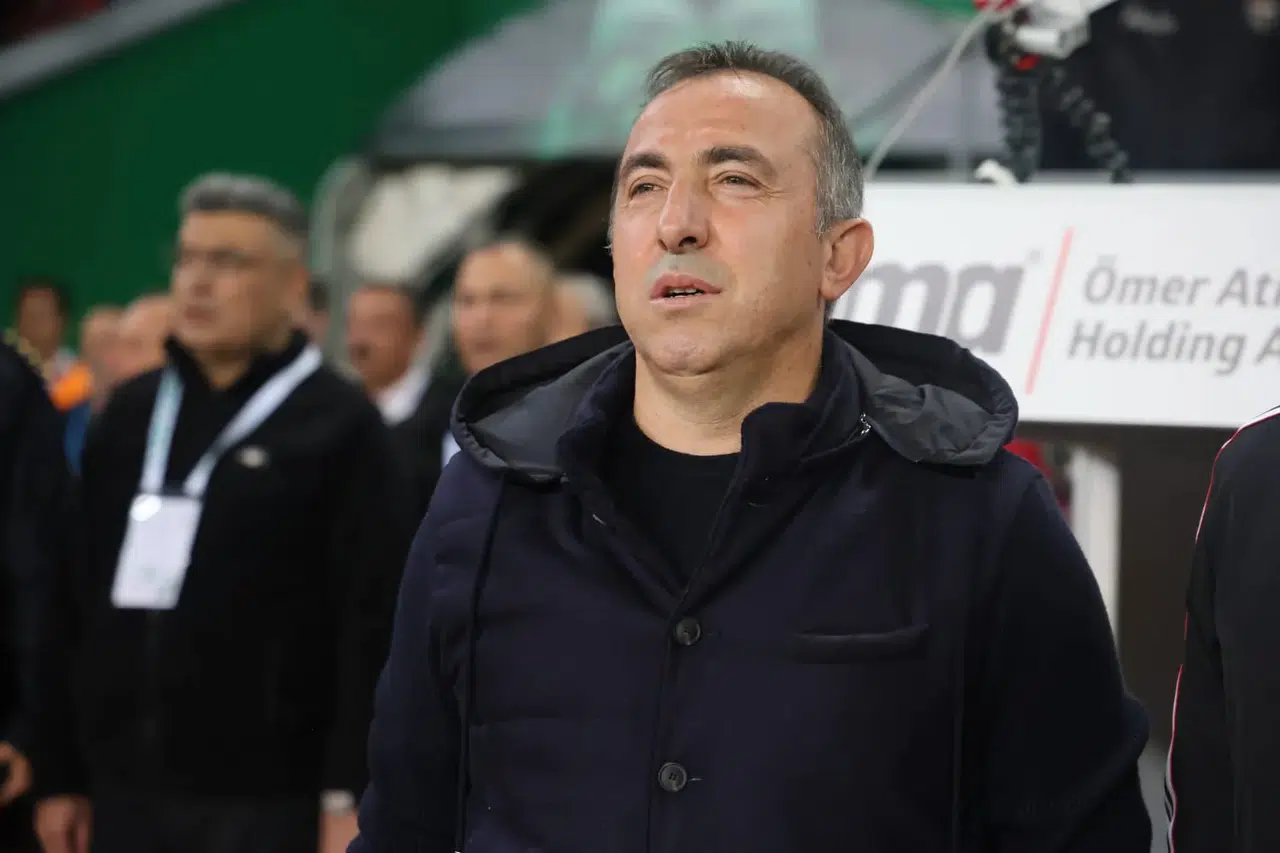 Konyaspor'da Recep Uçar, yenilgi sonrası konuştu! Anlatılması zor maç