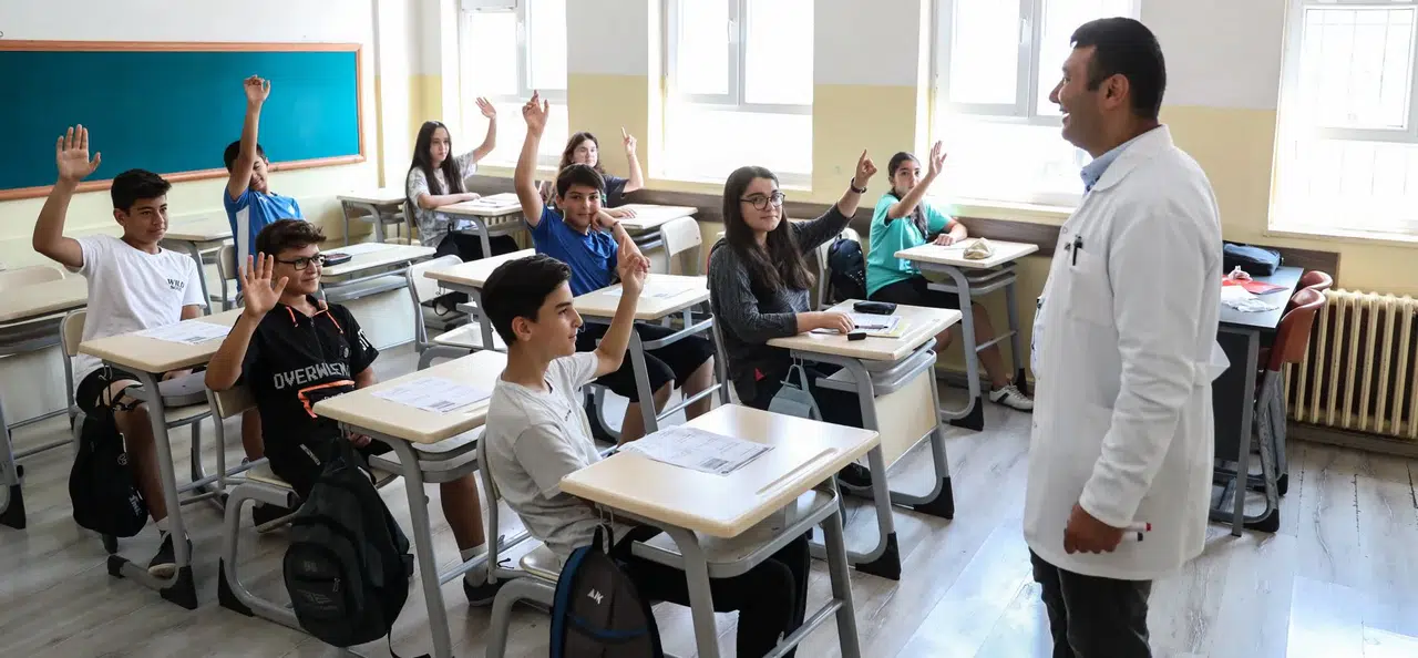 Valilik duyurdu! Okullar tatil edildi mi?