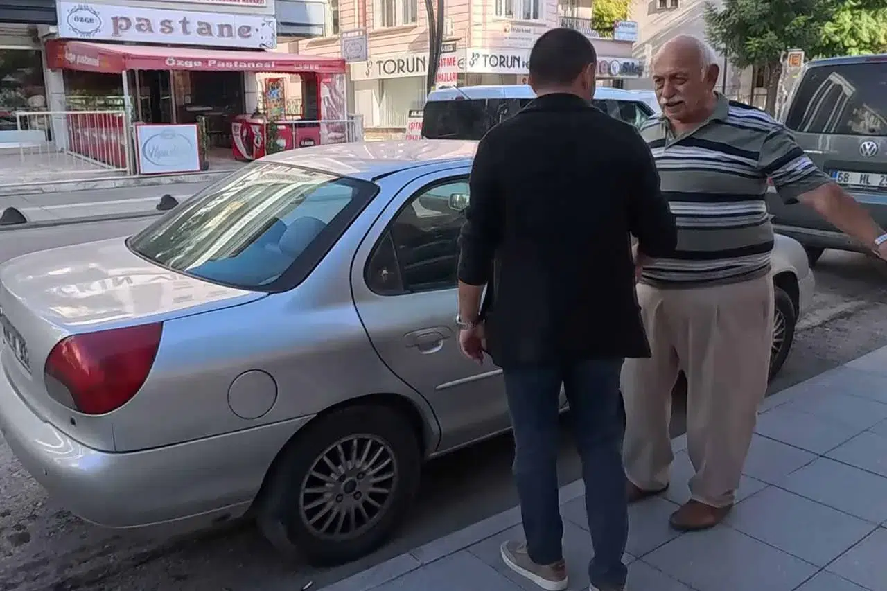 Aracını kaybetti sandı, polis 2 dakikada buldu
