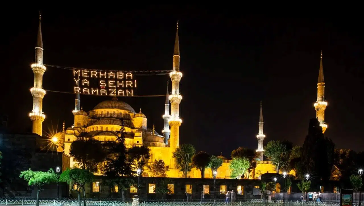 2026 Resmi Tatiller Belli Oldu: Bayramlar ve Özel Günler Hangi Günlere Denk Geliyor?